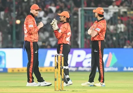 आईपीएल 2026: पहली हार के बाद जीत का खाता खोलने उतरेंगी केकेआर और एसआरएच