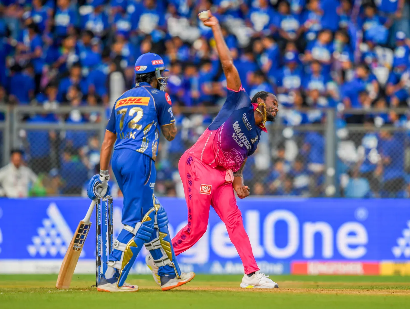 Jofra Archer's 3-17 and 32-ball cameo power RR past MI by 30 runs in IPL 2026