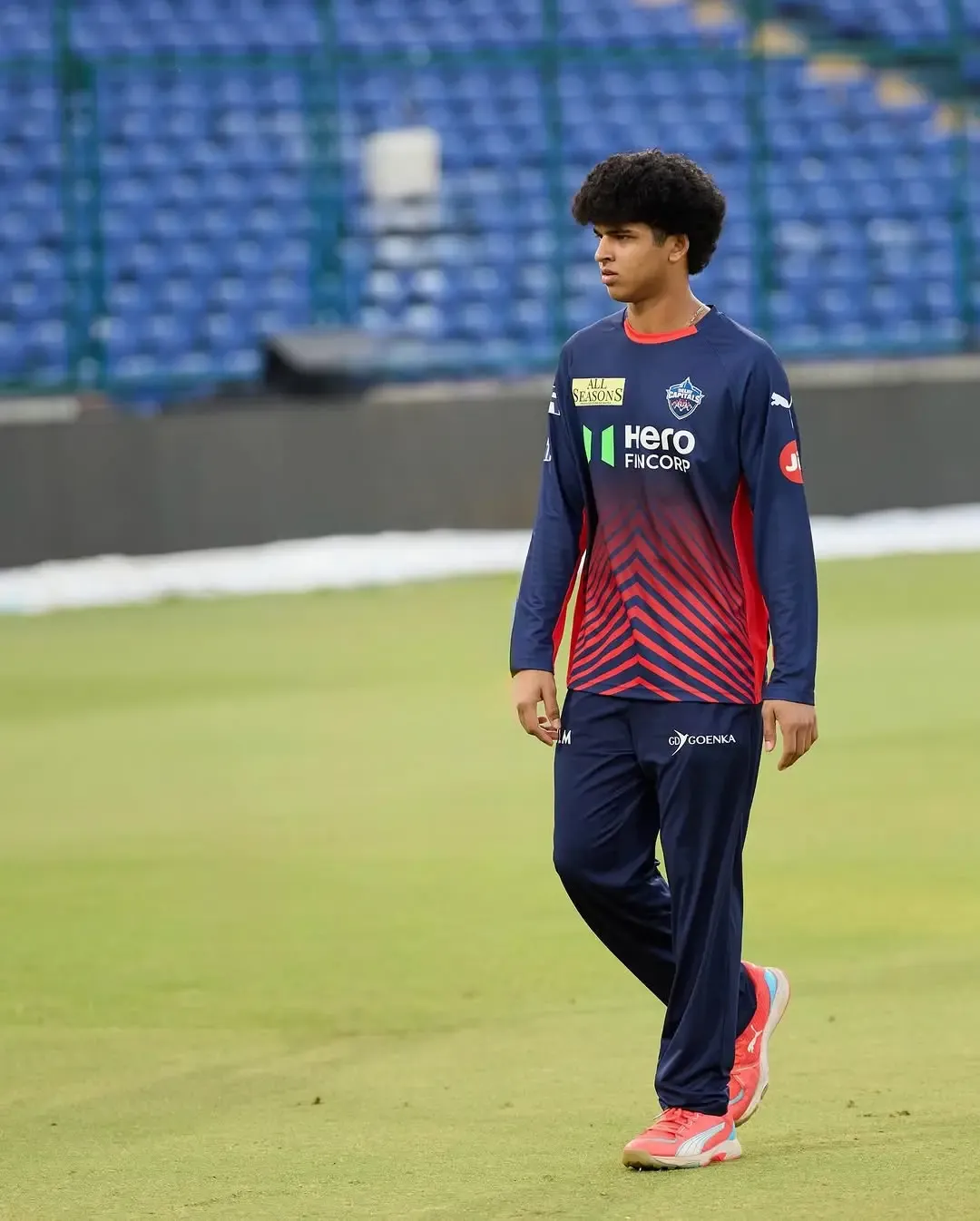 आईपीएल 2026: आरसीबी ने अरुण जेटली में टॉस जीता, साहिल परख का डीसी डेब्यू