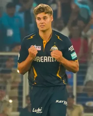 IPL 2026: CSK Signs Spencer Johnson as Nathan Ellis' Replacement