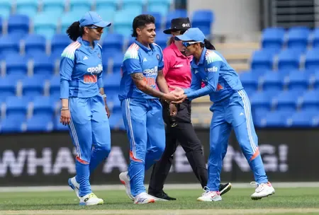 Harmanpreet Kaur Backs Kashvee Gautam for T20I Series Against South Africa