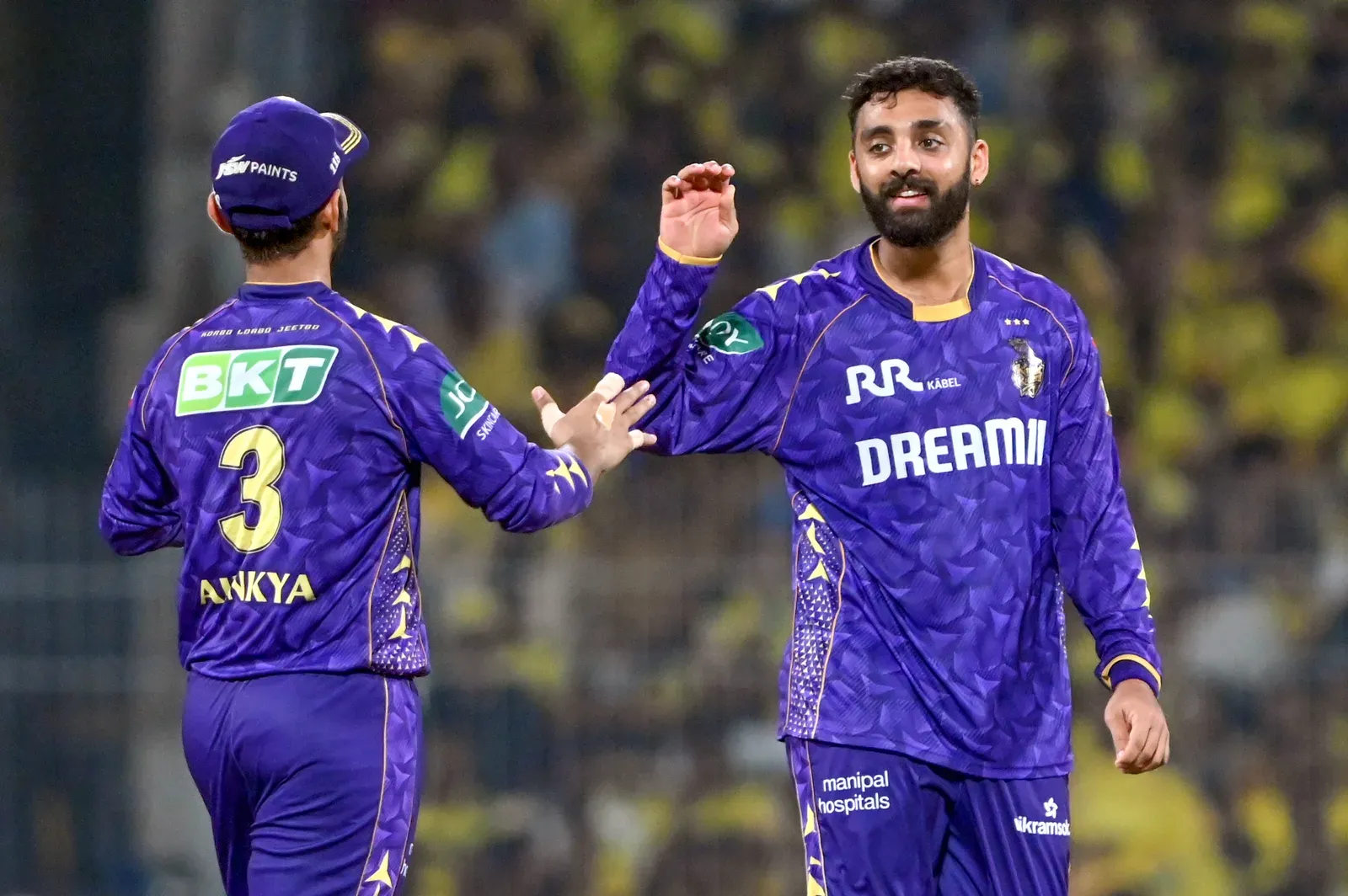 IPL 2026: Varun Chakravarthy's grit under injury a testament to character, says KKR coach Nayar