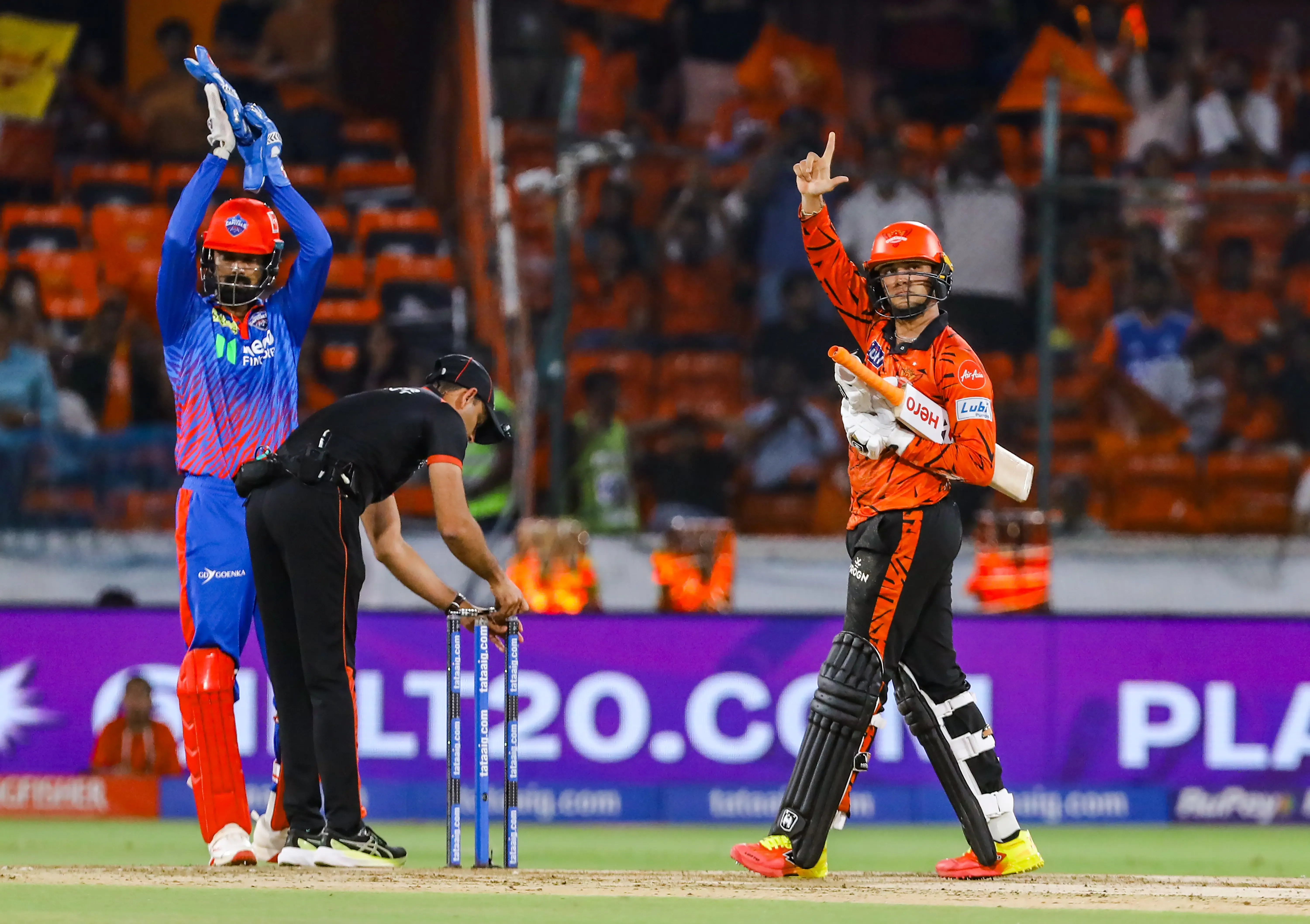 आईपीएल 2026 में 4 बल्लेबाजों के शतक: अभिषेक शर्मा से संजू सैमसन तक, देखें पूरी लिस्ट