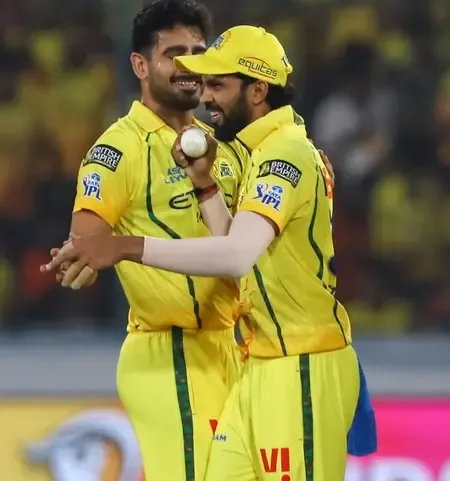 आईपीएल 2026: मुकेश चौधरी को समर्पित जीत, सीएसके ने एमआई को 103 रन से रौंदा