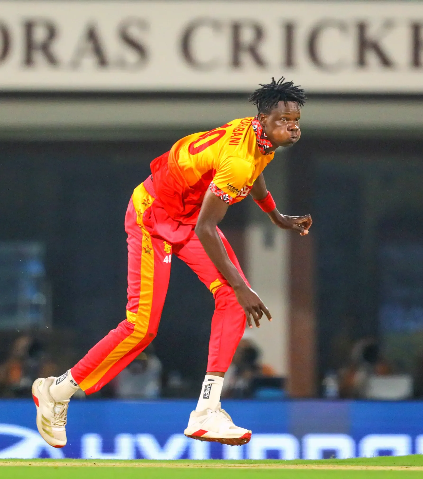 IPL 2026: Blessing Muzarabani Ditches PSL for KKR