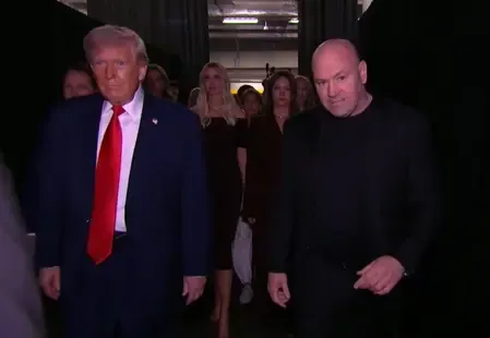 ईरान-अमेरिका वार्ता विफल होने के बीच राष्ट्रपति ट्रंप यूएफसी इवेंट में हुए शामिल, लोगों ने की आलोचना