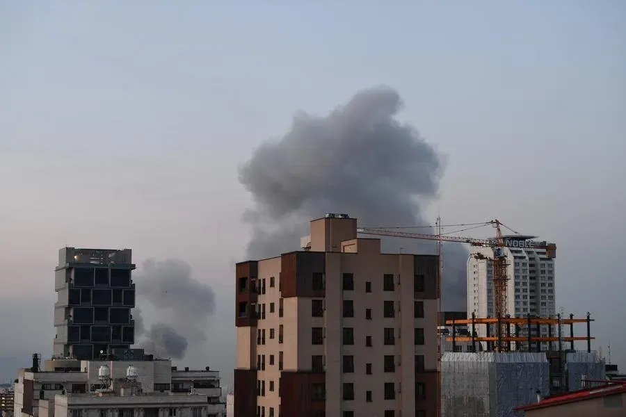 Iran IRGC strikes US bases in Jordan, Bahrain after Gulf attacks