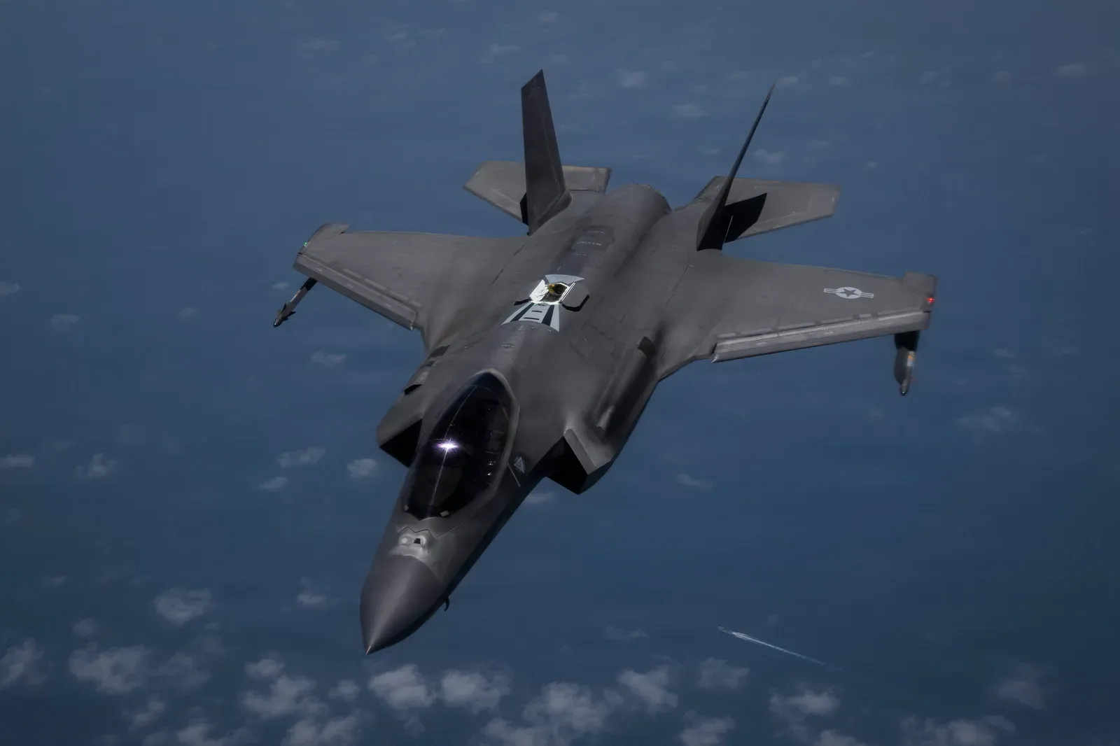 Iran strikes US bases in Jordan, UAE after Larak Island attack