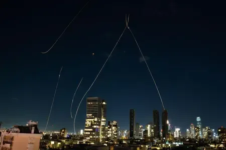 Iran Launches New Missile Assault on Israel Amid Escalating Tensions