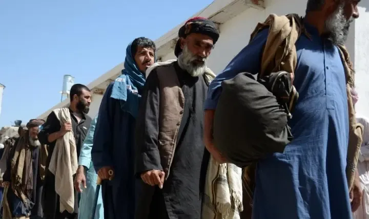 Iran Compels Transfer of 149 Afghan Inmates to Taliban for Sentence Completion