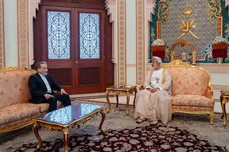 Iran FM Araghchi Meets Oman Sultan Amid West Asia Crisis