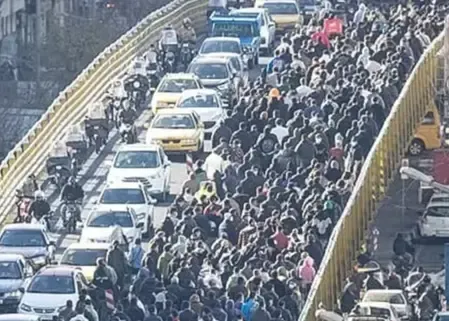 What is Driving the Deadly Protests in Iran Amid Economic Crisis?