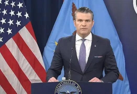 ईरान के खिलाफ जमीनी हमले के लिए तैयार: पीट हेगसेथ का बड़ा बयान