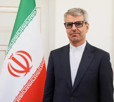 Iran-Oman talks on Strait of Hormuz safety amid US naval blockade