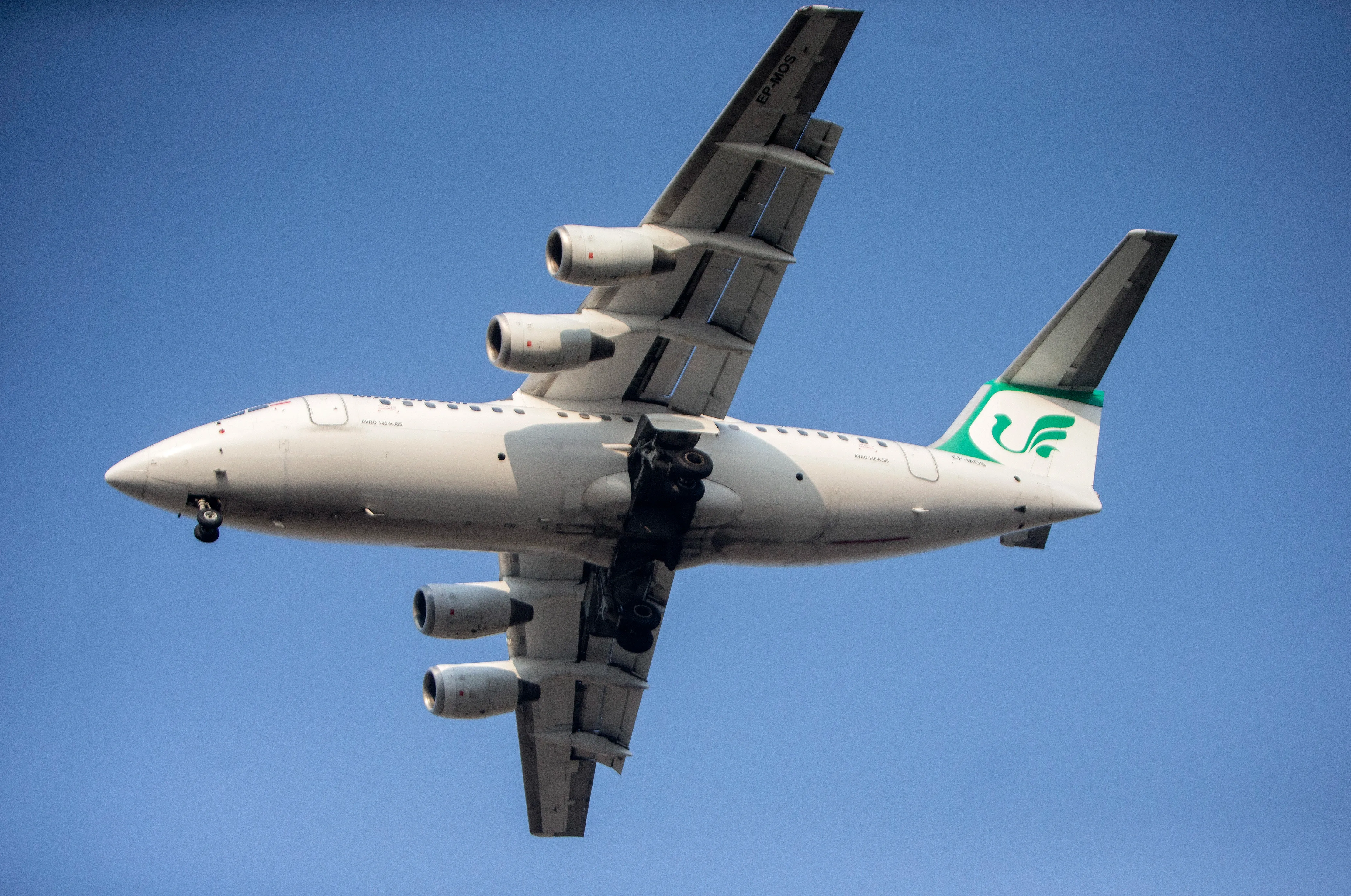 Why Has Iran Postponed Full Airspace Reopening?