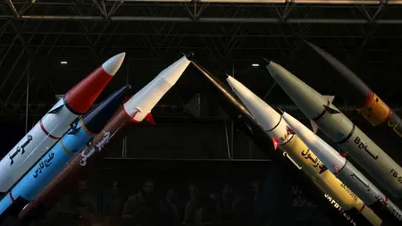 Iran Prepares Missiles Amid Trump's Threat of Bombing and Tariffs