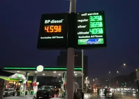 US Fuel Price Predictions Linked to Iran Tensions