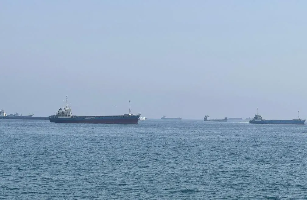 IRGC warns US of military response over Strait of Hormuz interference