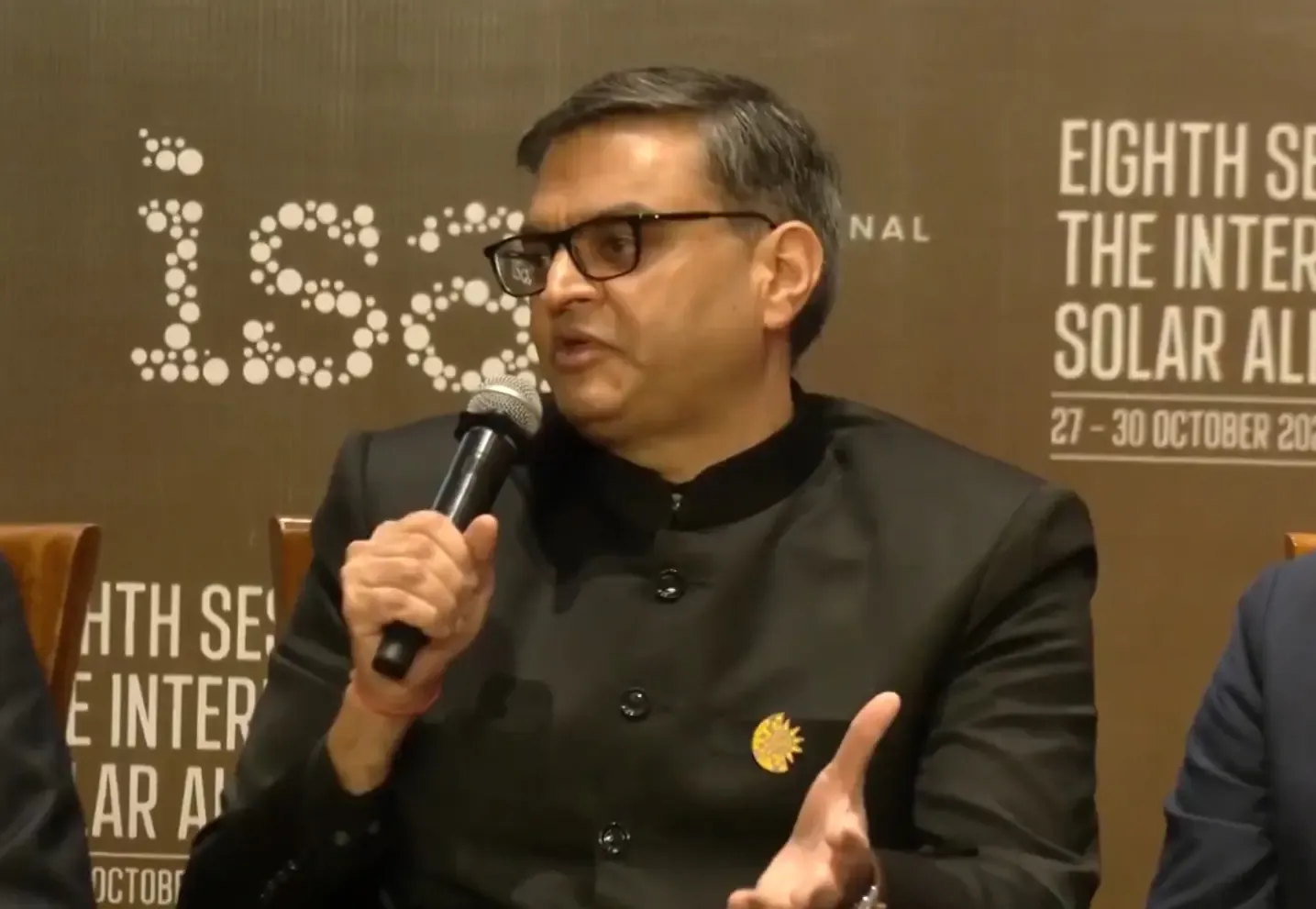 आईएसए की 'सनराइज' पहल: क्या सौर अपशिष्ट को हरित ऊर्जा में बदलने का है एक वैश्विक मिशन?