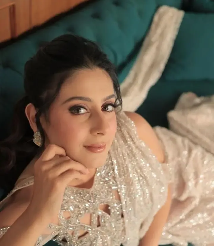 Is Isha Malviya Ready to Make Her Bollywood Debut?