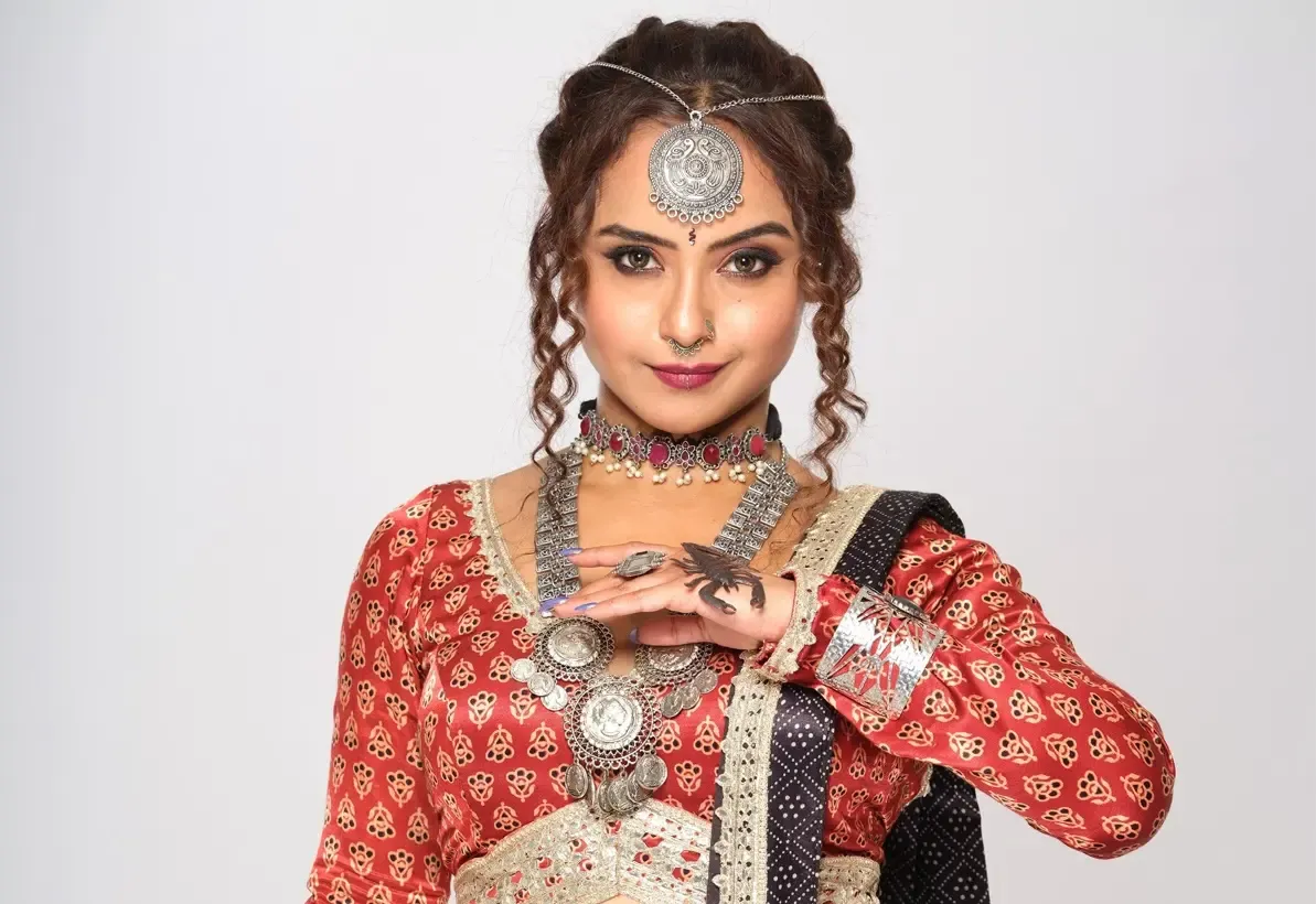 Ishita Ganguly Portrays Chamkeeli in 'Badi Haveli Ki Chhoti Thakurain': Inspired by Komolika