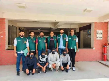 दिल्ली में आतंकी साजिश नाकाम: ISI हैंडलर के निर्देश पर काम कर रहे 4 गिरफ्तार, हथियार-ड्रोन नेटवर्क का भंडाफोड़