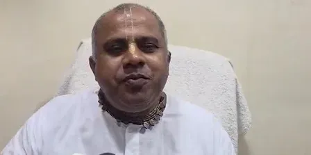 इस्कॉन मंदिर में पारंपरिक वेशभूषा अनिवार्य, संतों ने की शालीन कपड़े पहनने की अपील