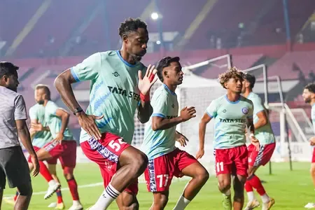 ISL 2025-26: Jamshedpur FC Takes on Mumbai City FC in a Showdown for Supremacy