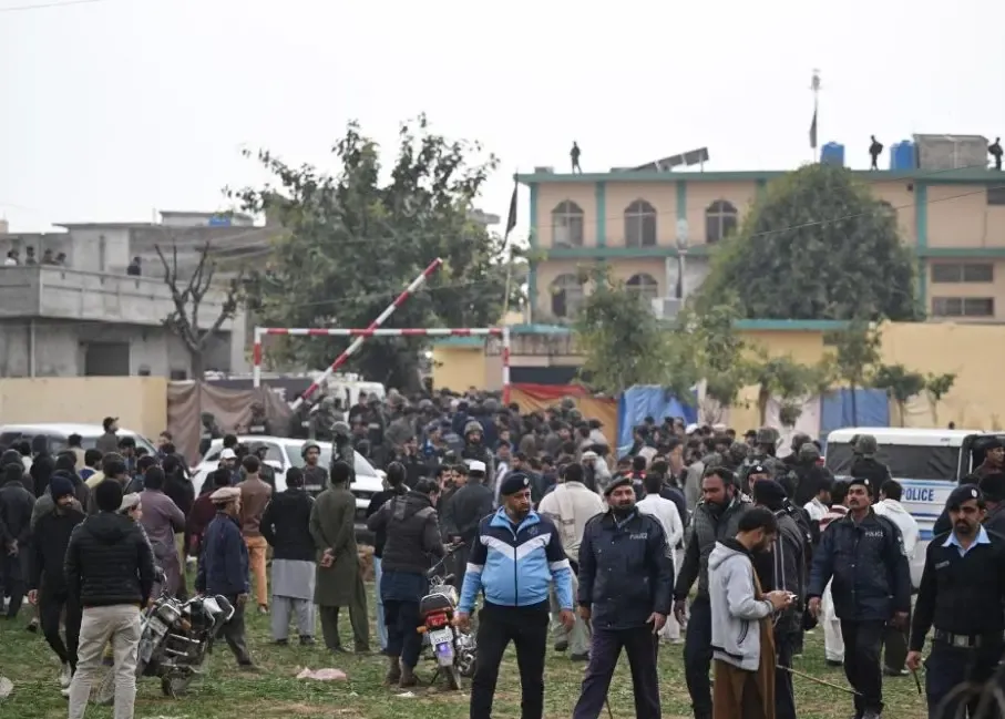 Who is the Islamabad Bomber Identified as a Peshawar Resident and Trained in Afghanistan?