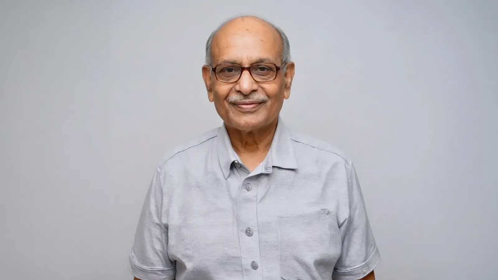 कविता के सुरों में जीवन के द्वंद्व को बुनने वाले कवि दिनेश कुमार शुक्ल