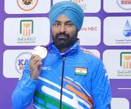 क्या आईएसएसएफ विश्व चैंपियनशिप में गुरप्रीत सिंह ने देश को दिलाया सिल्वर, और भारत किस स्थान पर रहा?