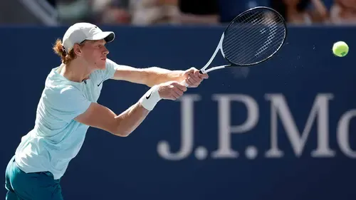 Sinner equals Djokovic's Masters streak, breaches Italian Open QF