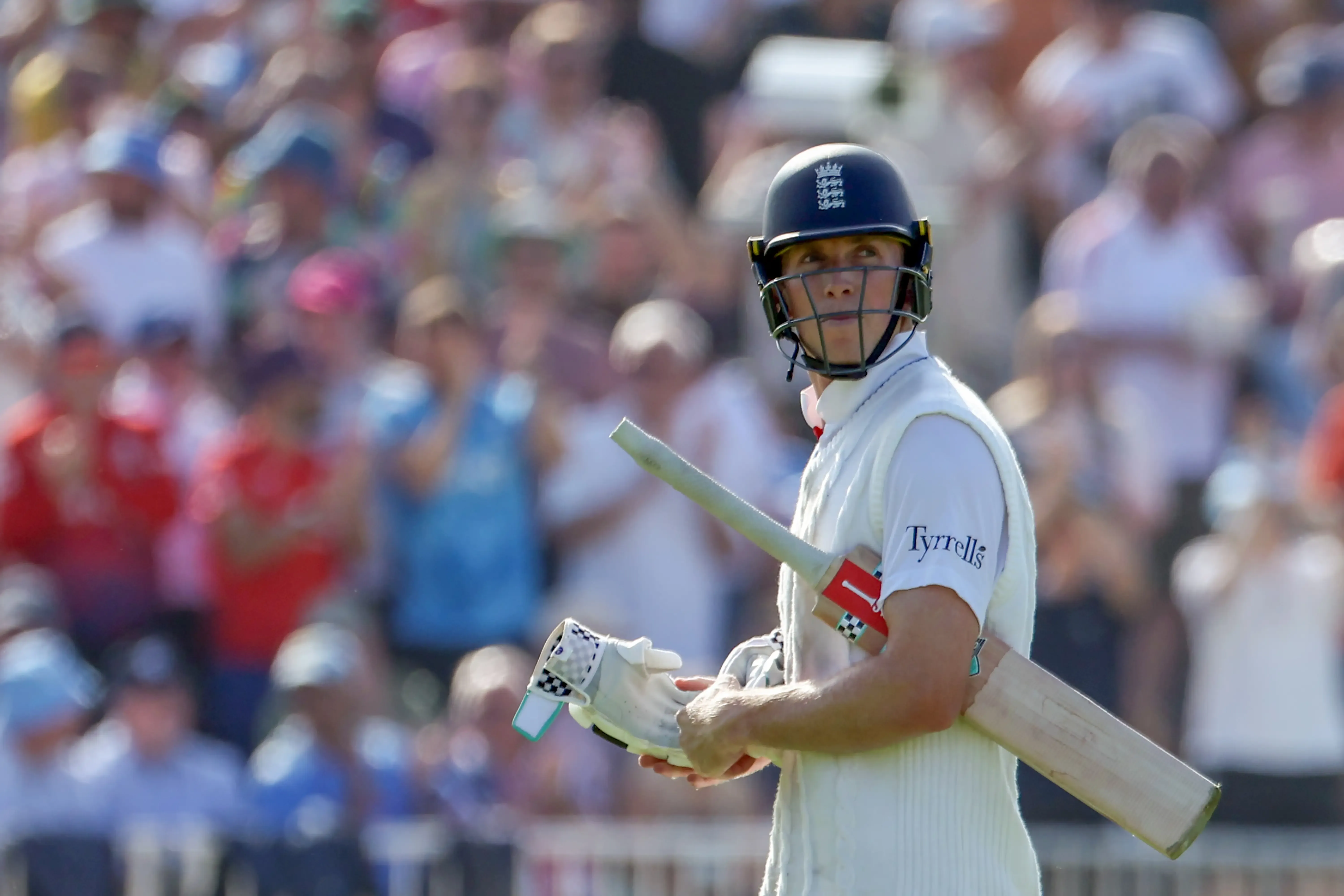 Will Zak Crawley and England Be Ready for the Ashes Opener?