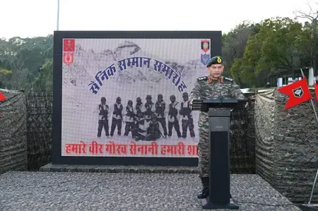 जब दीप जलाएं तो शहीदों को भी याद करें, रक्षा मंत्री व सेनाध्यक्ष ने दी दीपावली की बधाई