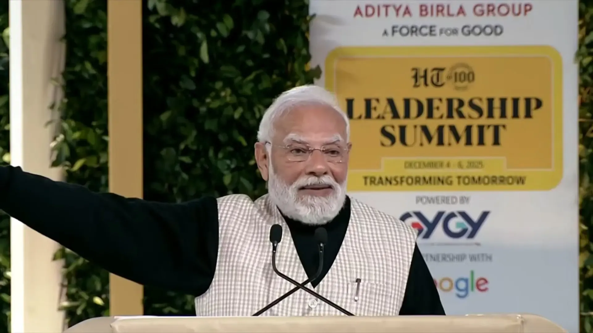 क्या जब दुनिया मंदी की बात करती है, तो भारत प्रगति की गाथा लिखता है? - पीएम मोदी