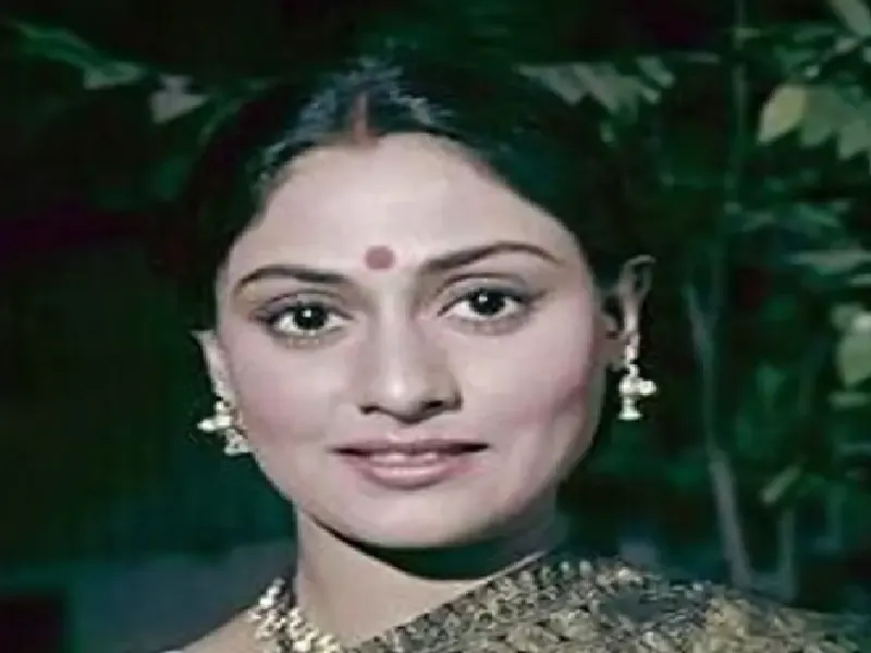 जब जया ने अमिताभ को किया बचाव, प्यार की अनसुनी कहानी