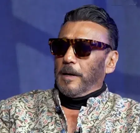 Why is Jackie Shroff Highlighting Traffic Frustration?