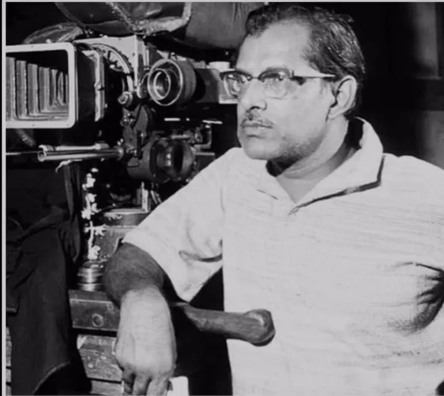 Jackie Shroff honours Mukesh and Hrishikesh Mukherjee on death anniversaries