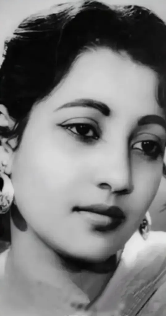 Jackie Shroff Commemorates Suchitra Sen on Her 95th Birthday