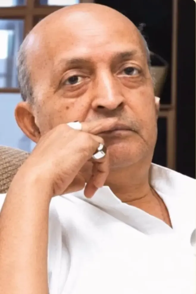 Jackie Shroff honours lyricist Anjaan on his 96th birth anniversary