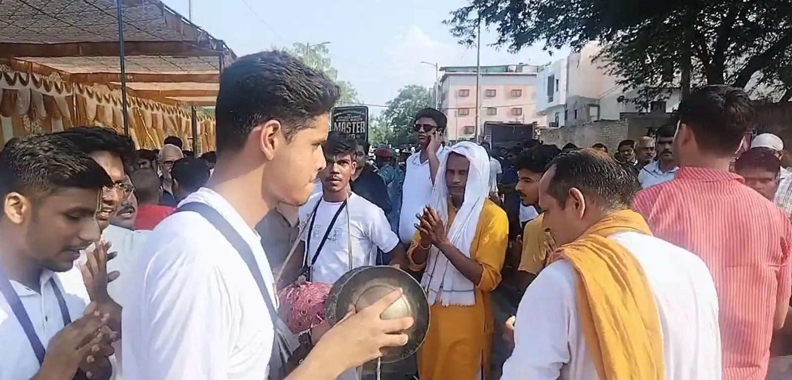 How is Jagannath Yatra in Delhi captivating thousands of devotees?