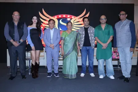 Unveiling the Motion Poster of 'Jai Hind Jai Sind' Featuring Mahesh Manjrekar and Jaya Prada