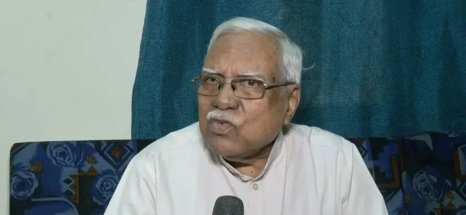 हन्नान मोल्लाह का TMC पर हमला: 'जो बोया, वही काट रहे हैं अभिषेक बनर्जी'