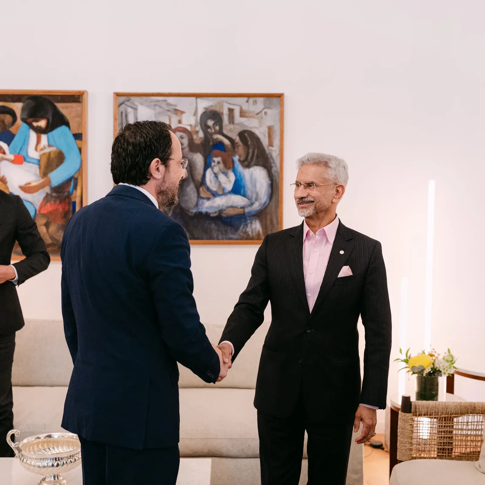 Jaishankar Calls on Cyprus President Christodoulides