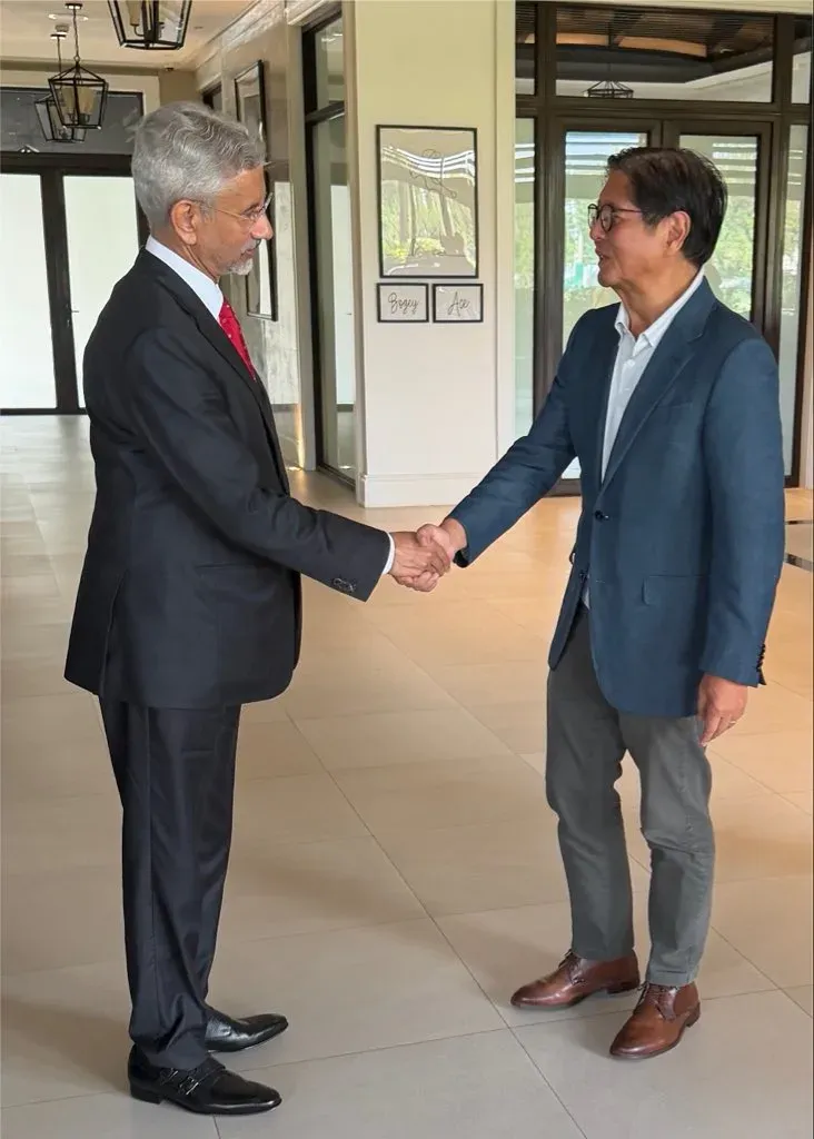 Jaishankar Calls on Philippines President Marcos Jr.