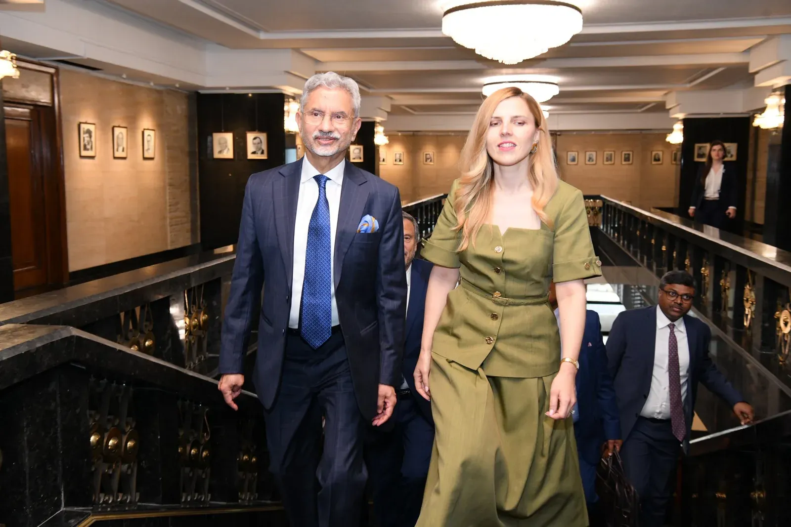Jaishankar meets Bulgaria FM, eyes India-EU FTA and defence ties