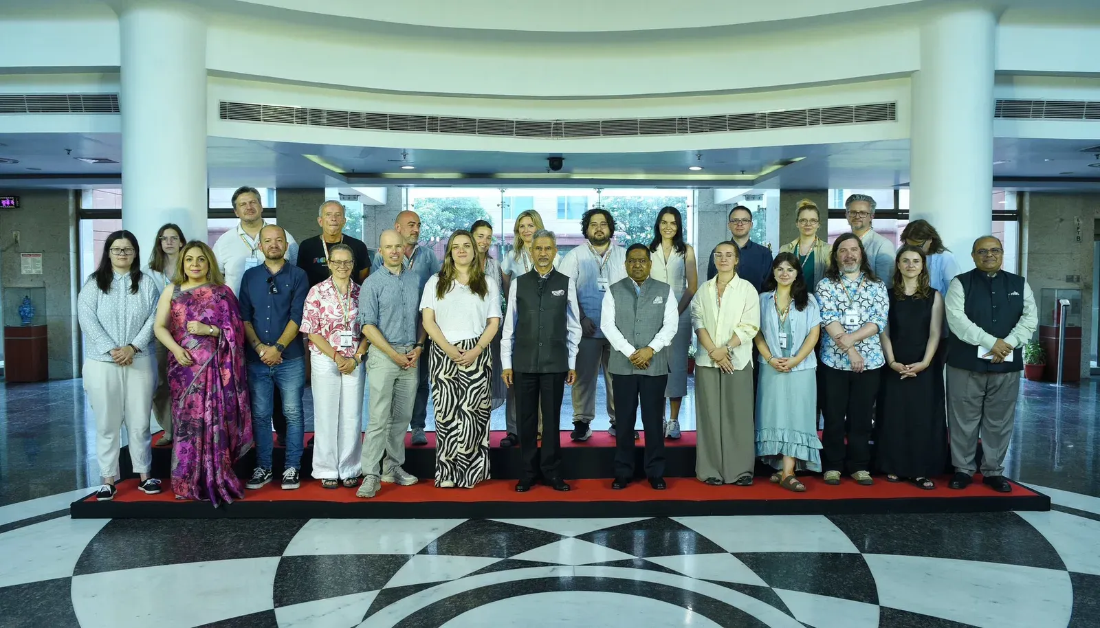Jaishankar meets European journalists in Delhi, pitches India-Europe ties