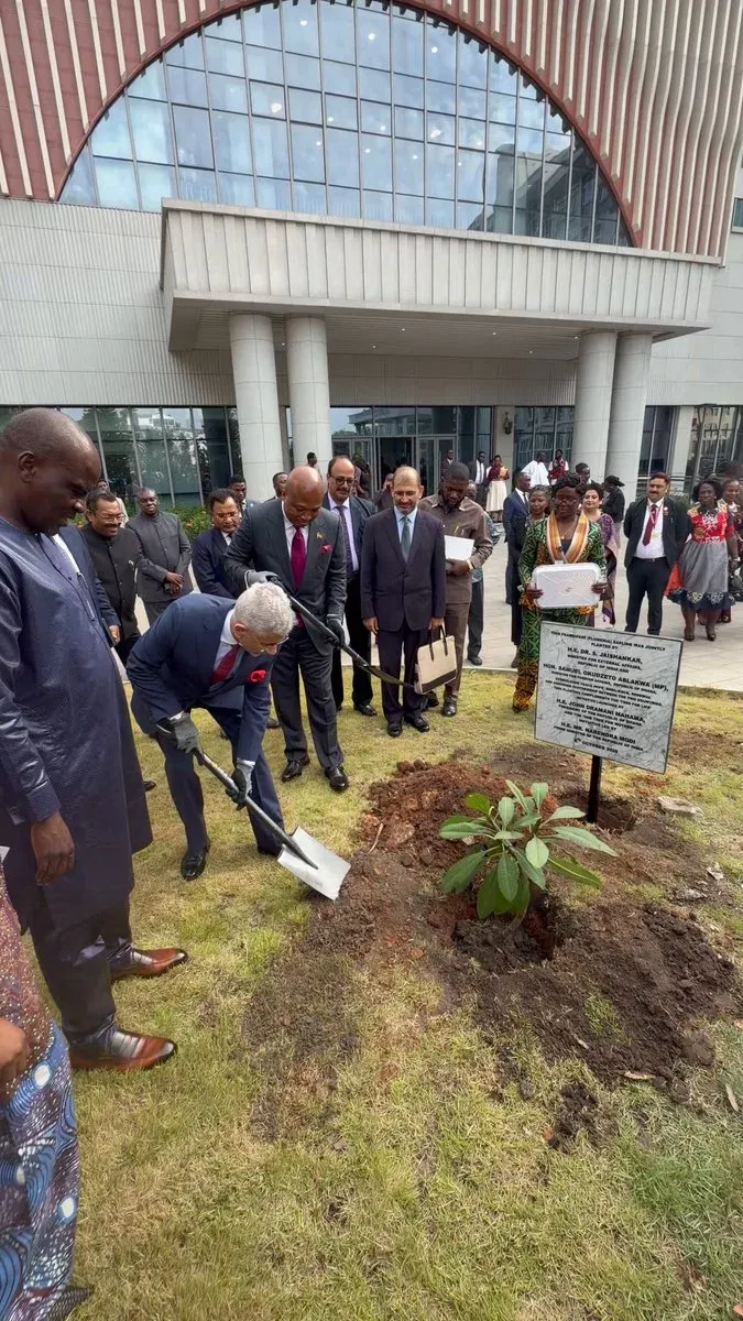 Jaishankar Plants Frangipani in Ghana, Linking Indian and African Green Pledges