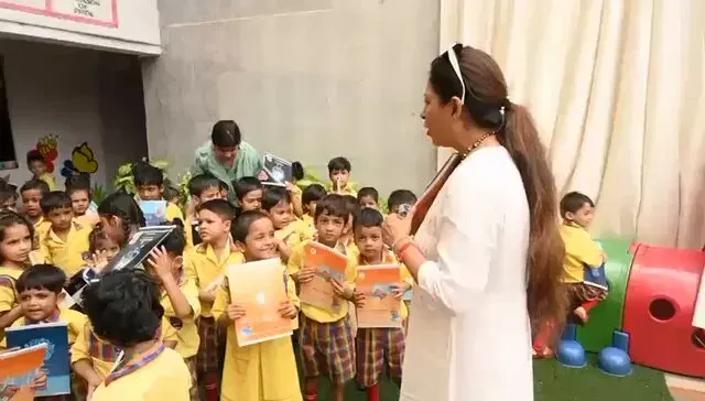 Jal Shakti Minister CR Paatil Distributes Notebooks in Lucknow School
