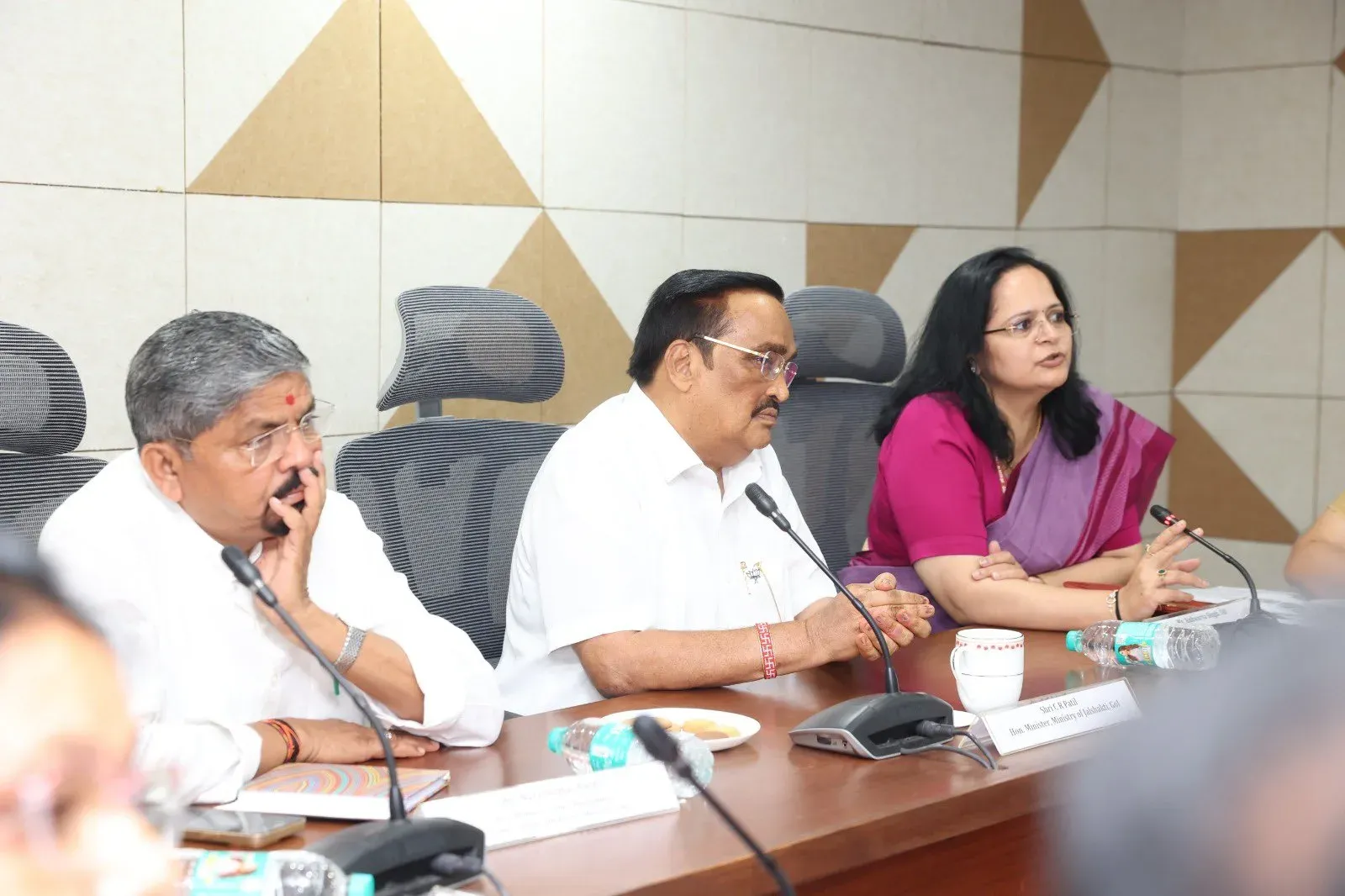 Jal Shakti Minister Paatil Holds Review Meets in Navsari